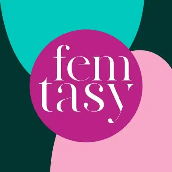 Logo de Femtasy sur fond vert et rose